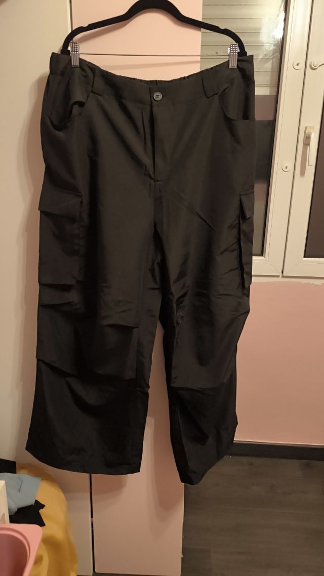 Pantalones cargo negros