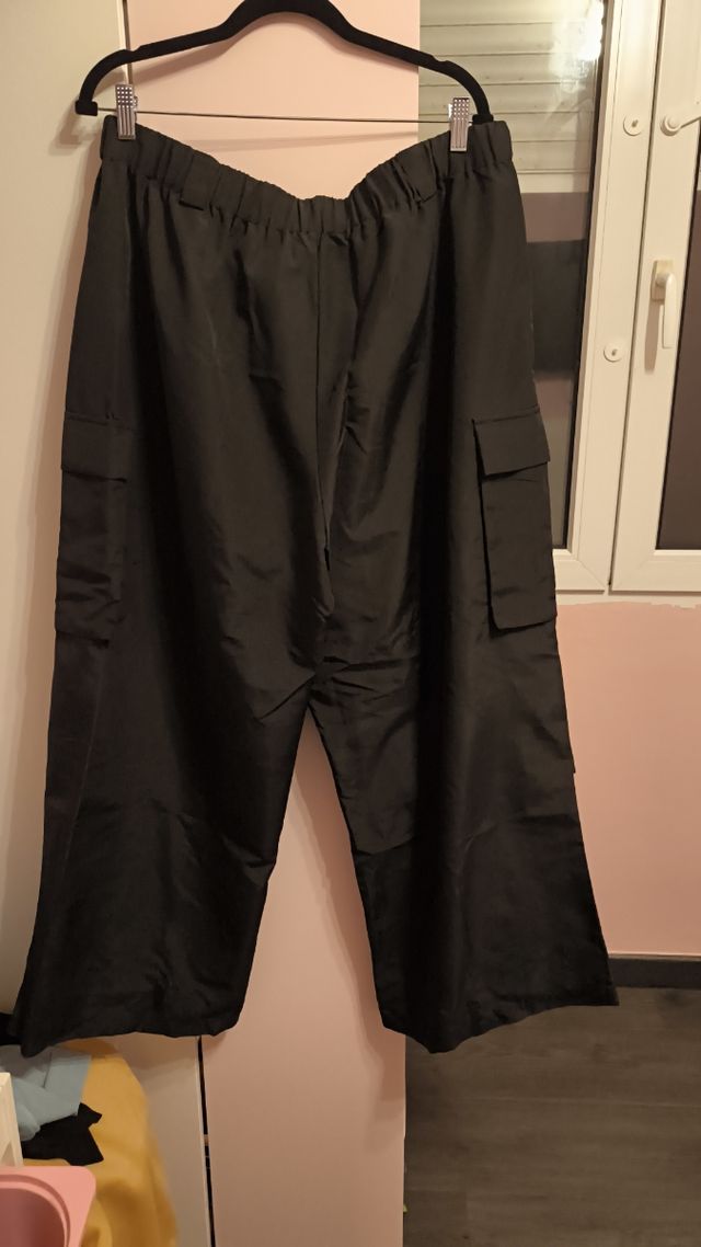 Pantalones cargo negros