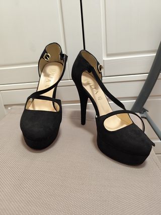 Scarpe Julia nere in velluto - tacco alto
