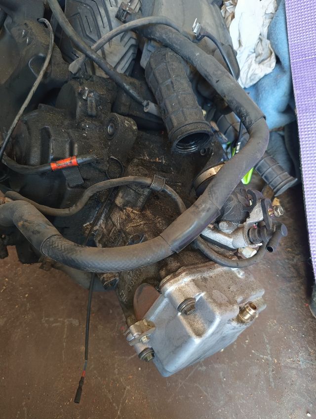 Motor Kymco Super Dink 300