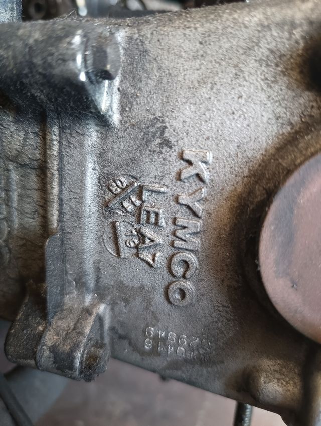 Motor Kymco Super Dink 300