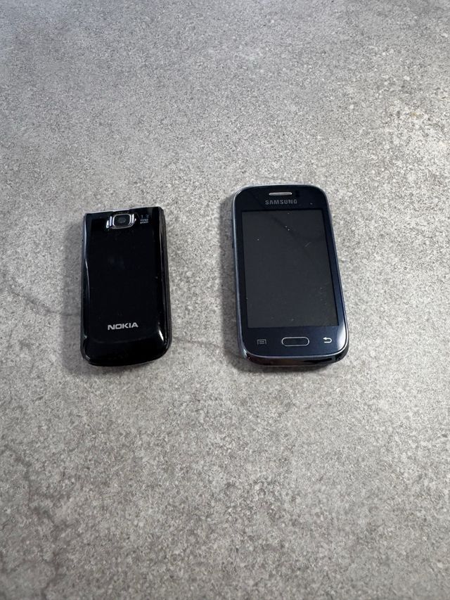 Móviles Nokia y Samsung