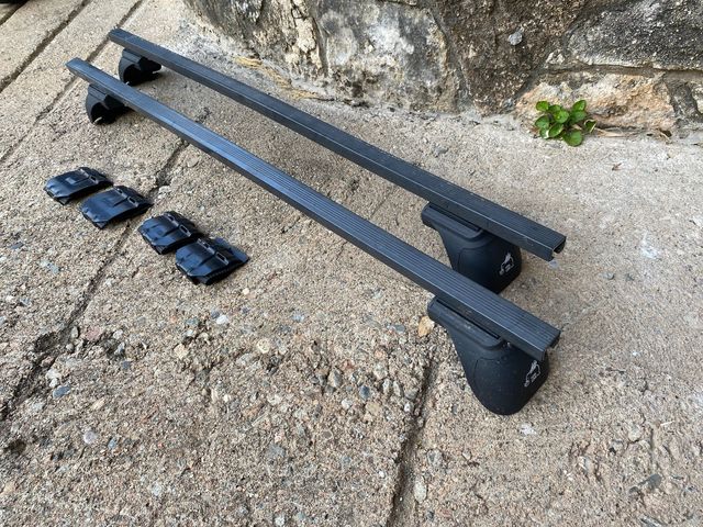 Barra portaequipajes coche