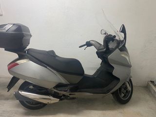 Aprilia Atlantic 200 - Scooter