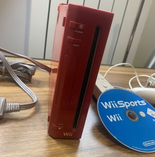 Wii Rossa - Console Nintendo + Wii Sports