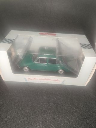 Seat 124 1/24 - Coche escala