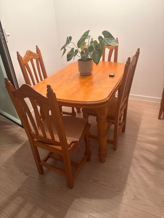 Mesa Comedor Madera + 6 sillas