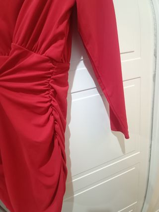 Vestido rojo ajustado