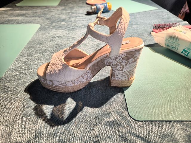 Sandalias blancas mujer