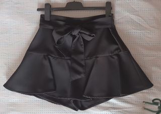 Falda negra Zara - Falda corta