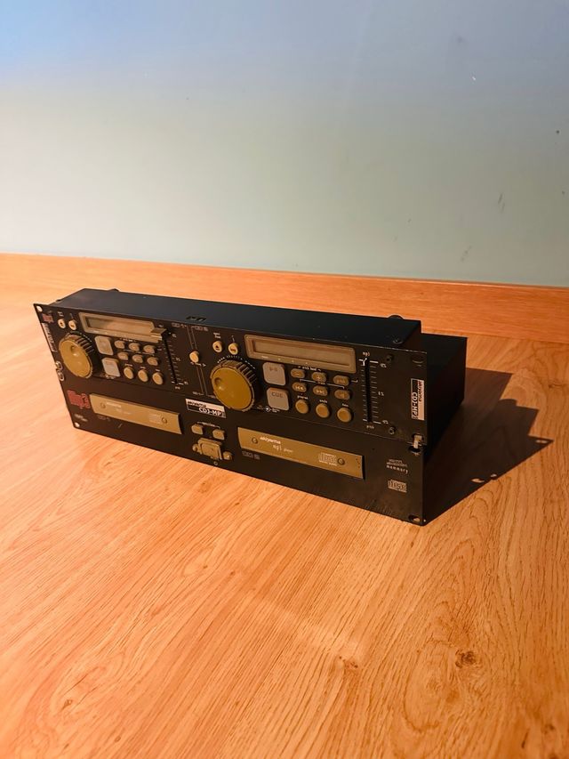 Akiyama CDJ-MP3: Reproductor CD doble