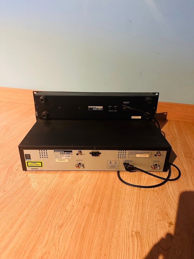Akiyama CDJ-MP3: Reproductor CD doble