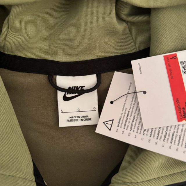 Nike Tech Fleece Alligator