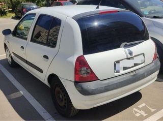 Renault Clio 2003