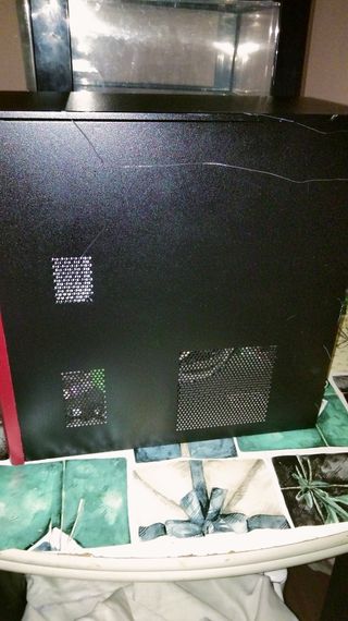 HP Pavilion Desktop rojo  oferta hoy