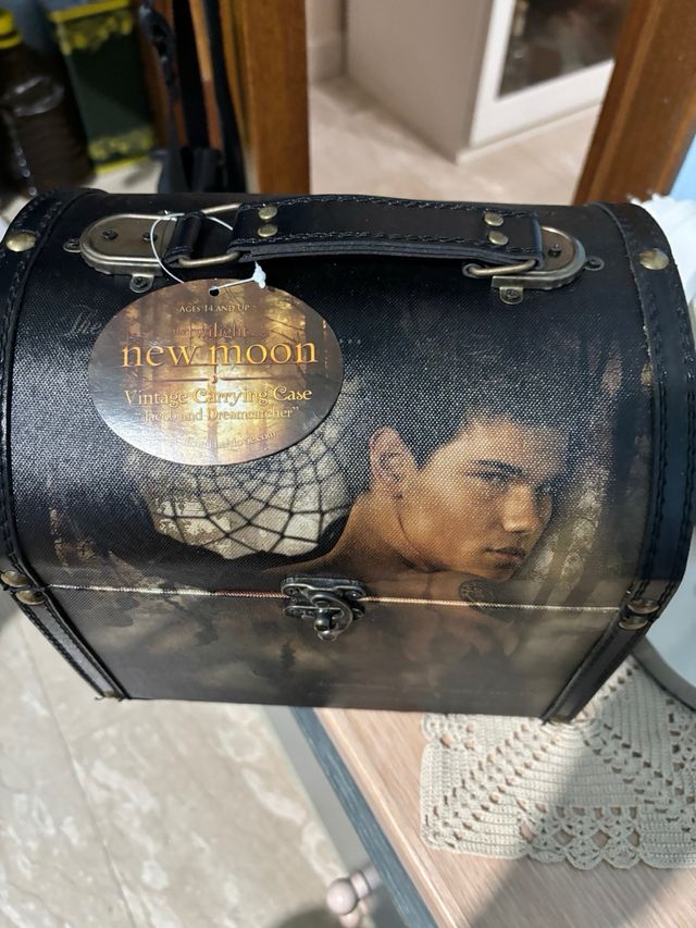 Baule porta oggetti New Moon Twilight Jacob