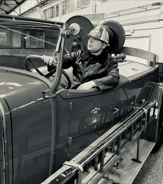 Casco Adrian bomberos, Francia 1933.