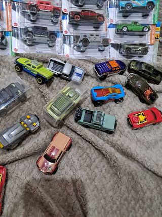 Hot Wheels 4x4 - 38 Coches