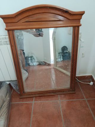 Espejo madera antiguo estilo clásico