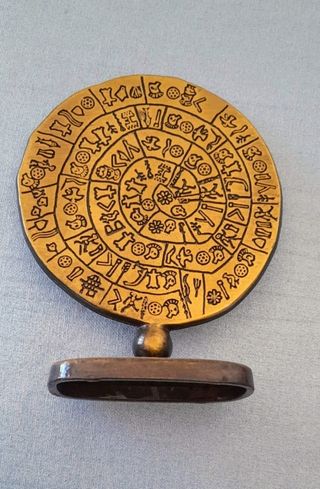 Escultura Disco de Festo