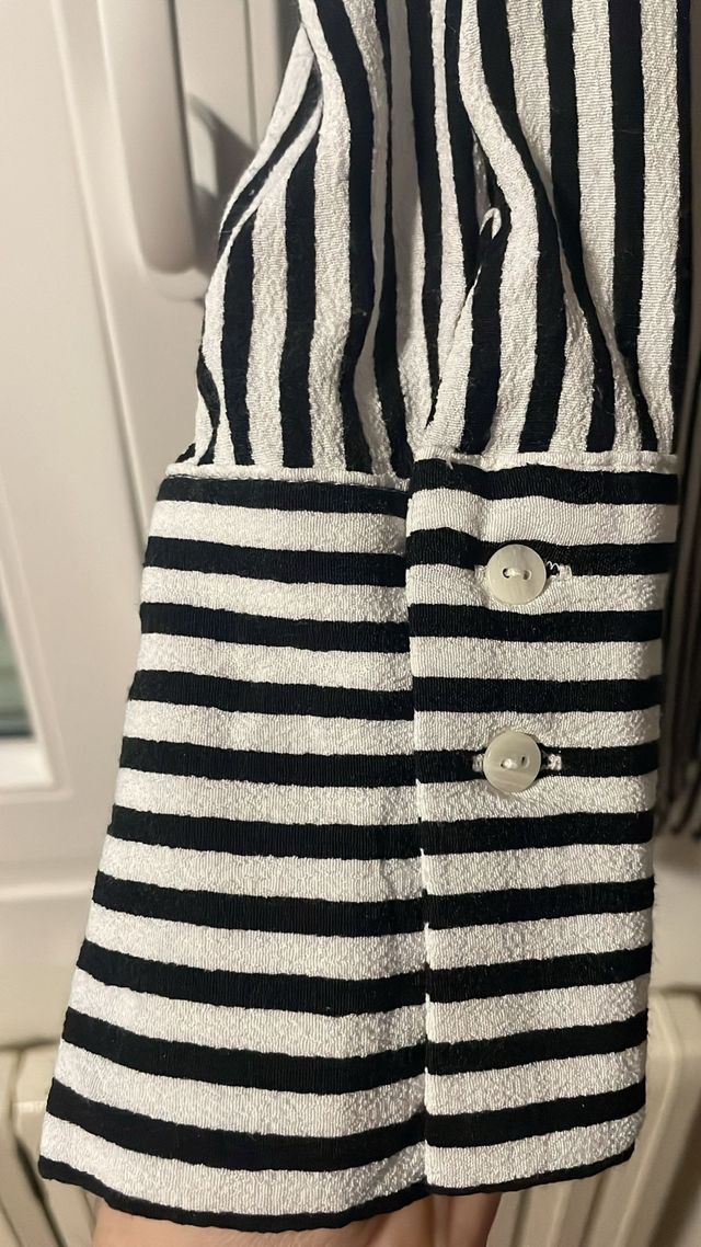 Camisa rayas blancas y negras