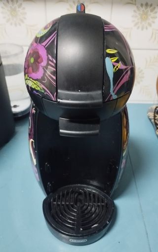 Cafetera capsulas Dolce Gusto Custo Barcelona