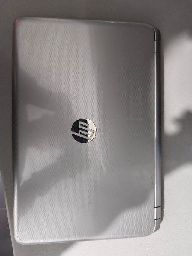 HP Pavilion 15-n020ss Portátil