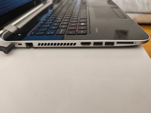HP Pavilion 15-n020ss Portátil