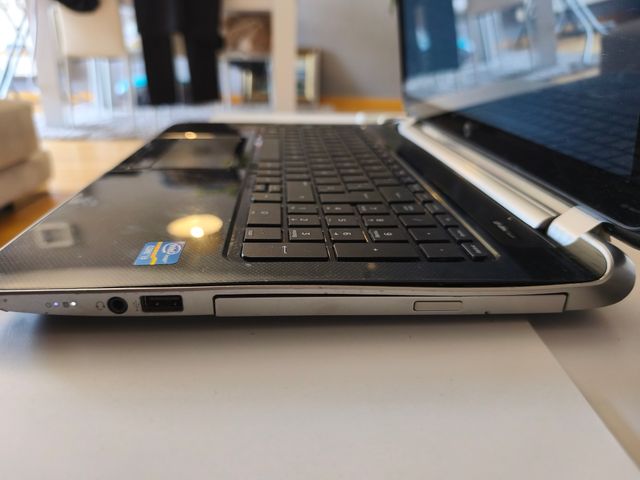 HP Pavilion 15-n020ss Portátil