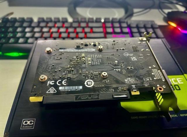 Gráfica MSI GeForce GT 1030 Aero ITX