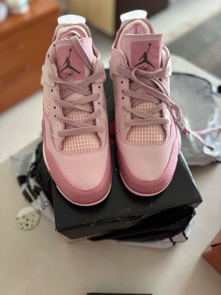 Zapatillas Jordan 4 rosas