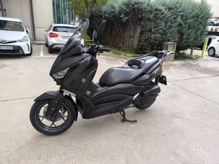 Yamaha XMAX 125 (2019) - Impecable