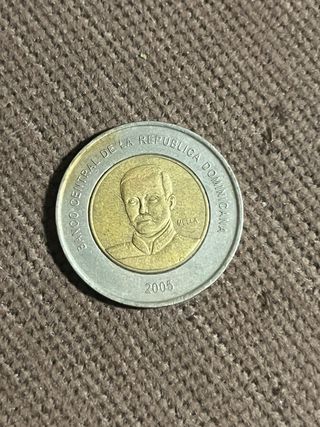Moneda Dominicana 10 pesos 2005