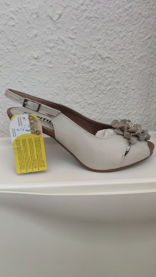 Zapatos piel tacón Pitillos Nuevos Tacón 39