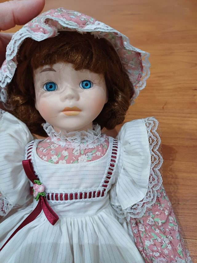 Muñeca porcelana vintage