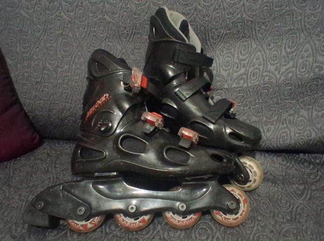 Patines en línea Velocity in line skates. Talla 34