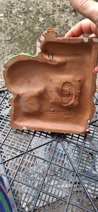 Casetta in coccio decorata