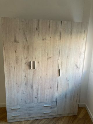Armario ropero 3 puertas beige