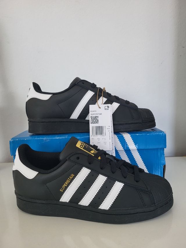 Adidas Superstar