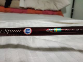 Caña spinning Abu Garcia Magnaflex 2,40m Nueva 