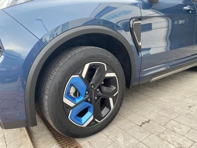 Lynk & Co 01 1.5 HEV 145 kW (197 CV)