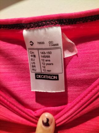 Camiseta Decathlon rosa 
