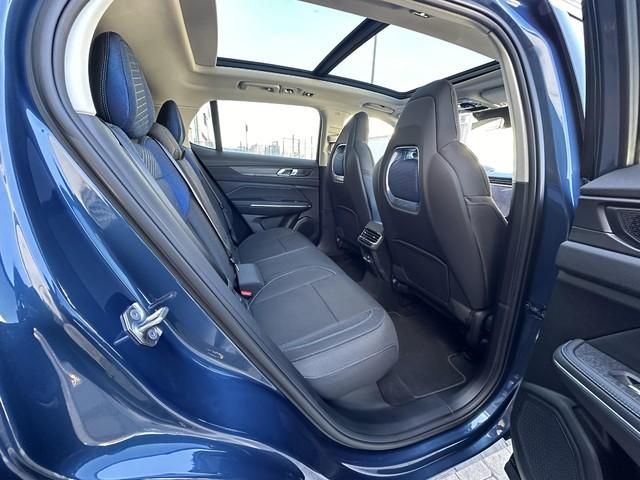 Lynk & Co 01 1.5 PHEV 6.6kW 192 kW (261 CV)