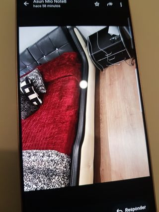 Cama moderna cabecero, capitone piedras de. Swarov