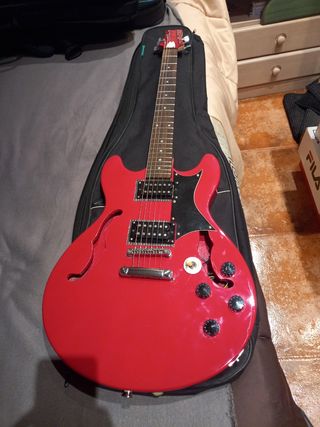 Rebajada! hollow body con funda pastillas ibanez