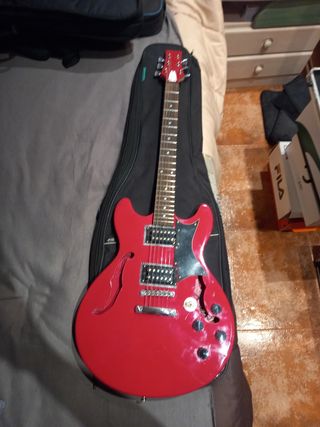 Rebajada! hollow body con funda pastillas ibanez