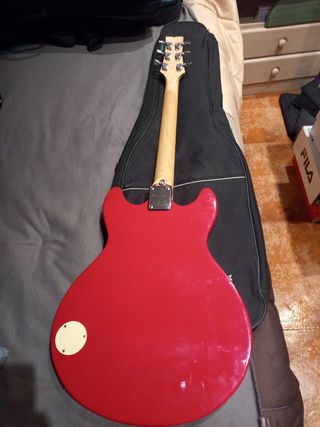 Rebajada! hollow body con funda pastillas ibanez