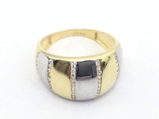 anillo oro 18k con piedra con circonita