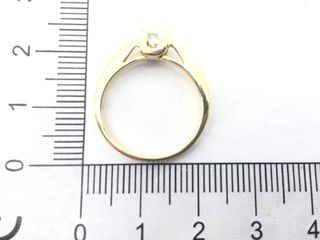 anillo oro 18k con piedra con diamante