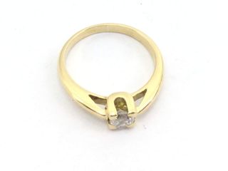 anillo oro 18k con piedra con diamante